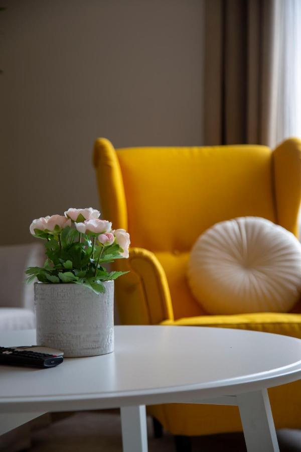 Luxurious Central Apartment In Liszt Ferenc Square Budapest Eksteriør bilde